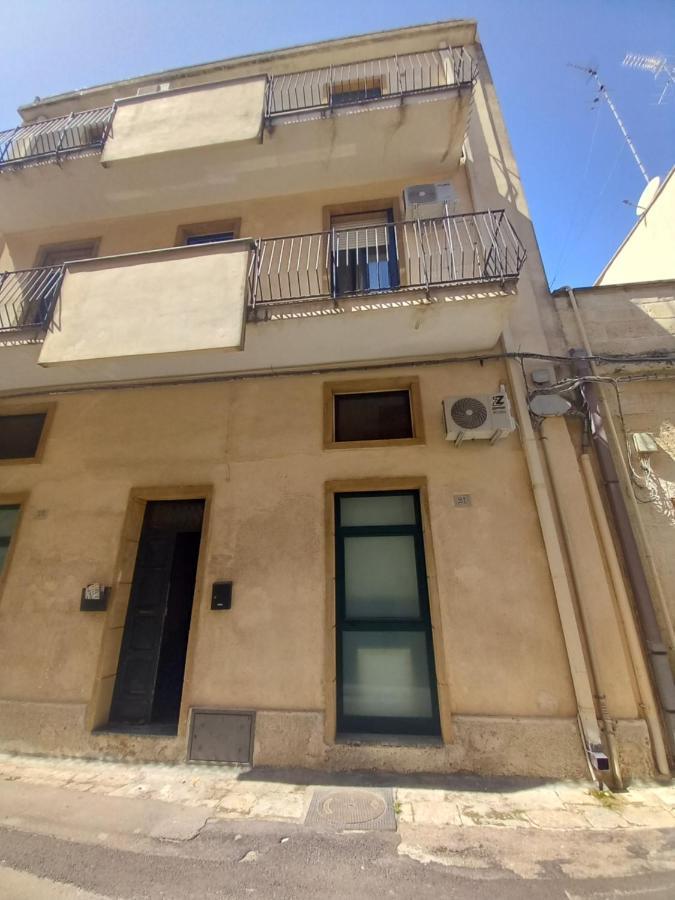 Willa Casa Di Rosy Lecce Zewnętrze zdjęcie
